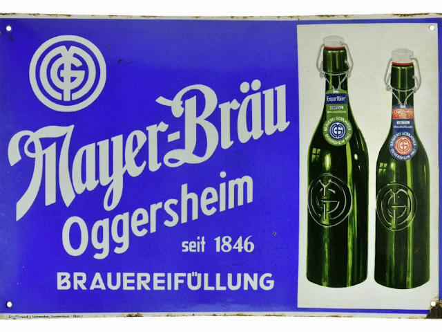 Altes Werbeschild der Biermarke Mayer-Bräu