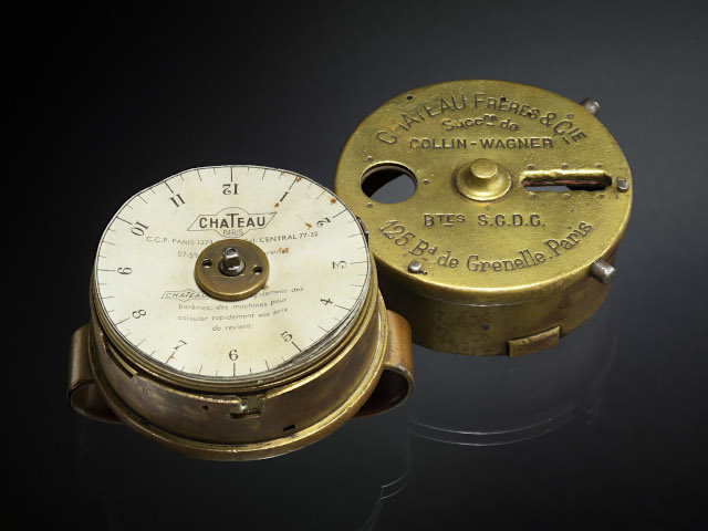Historische Kontrolluhr
